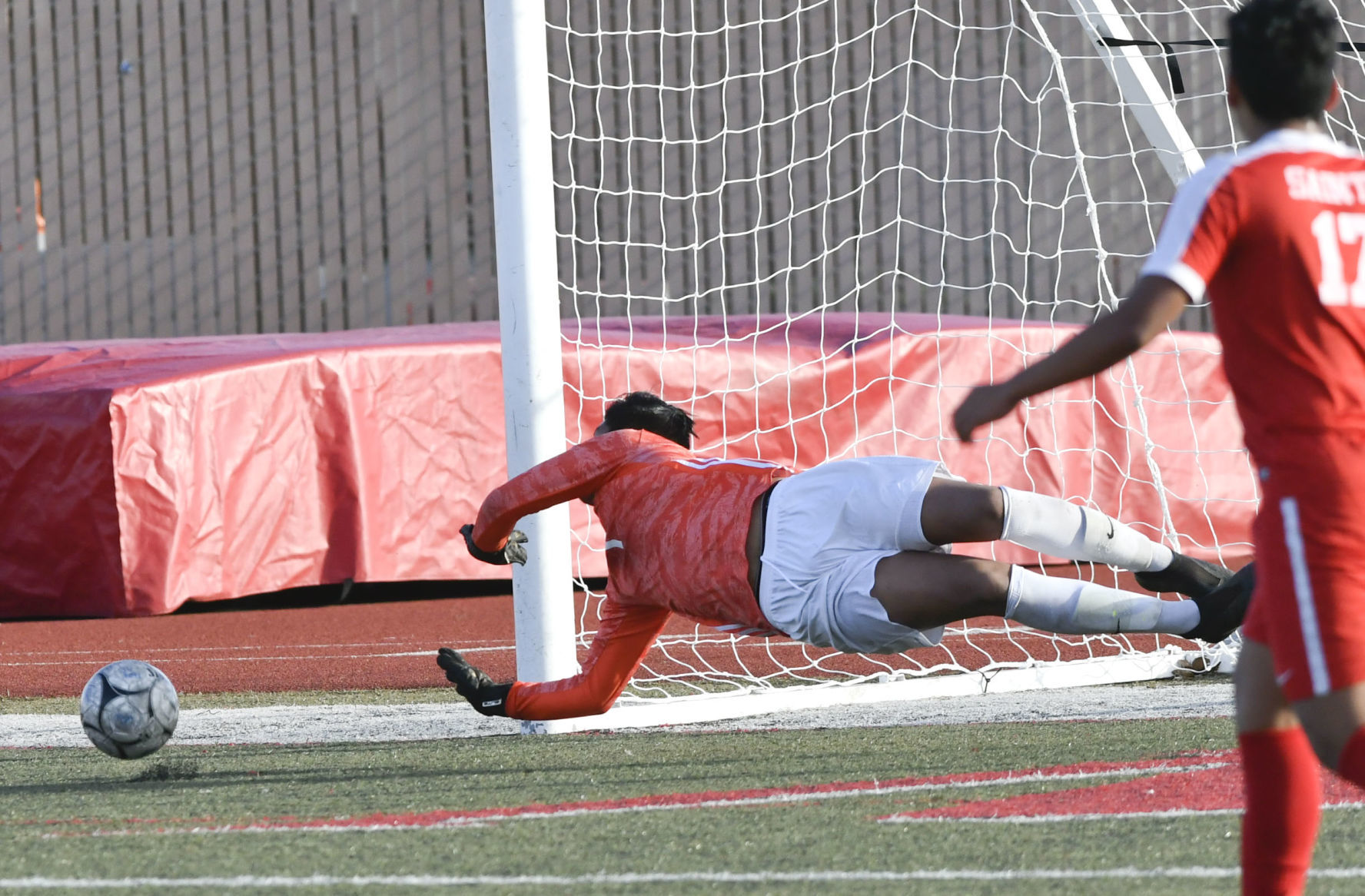 010720 AG SM boys soccer 08.jpg